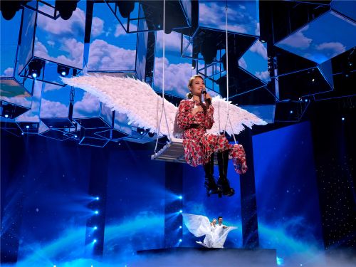 《我要上春晚》成容祖儿综艺首秀 唱解忧杂货店主题曲《重生》