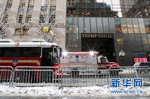 纽约曼哈顿特朗普大厦屋顶发生火灾 导致2人受伤