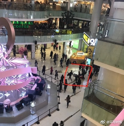 北京西单大悦城持械砍人事件现场图片 案件进