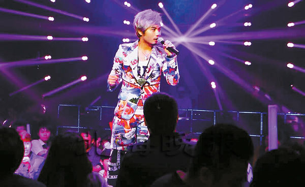 抖音海草舞怎么跳教学视频 歌曲海草舞原版是