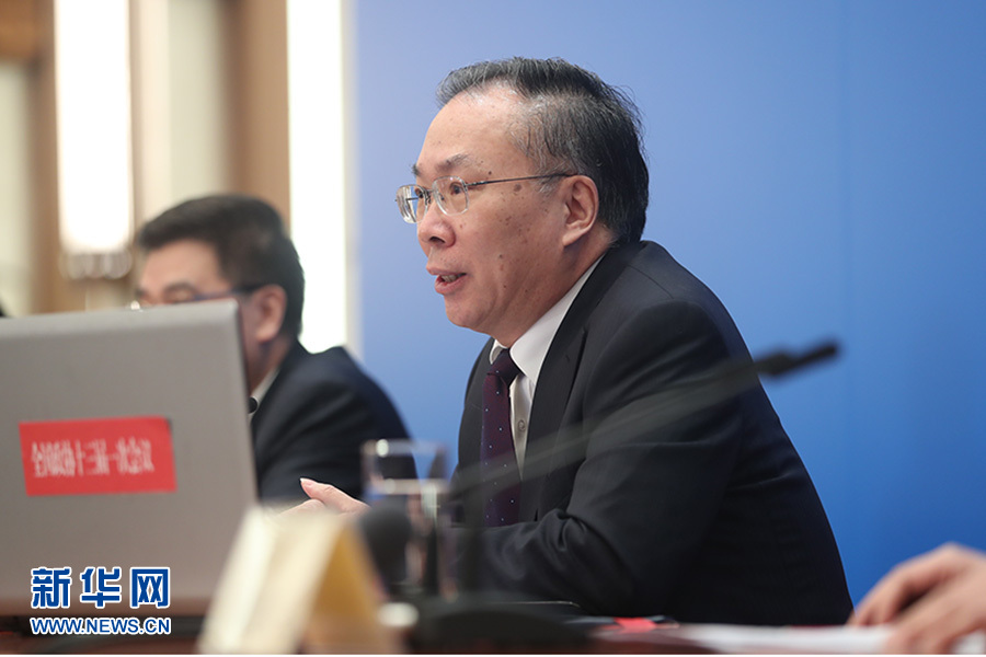  全国政协十三届一次会议新闻发布会召开