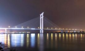 ����ȷ�ֱ����40������纣��һ�ŷɼ��ϱ� ׳���˳��� ����������