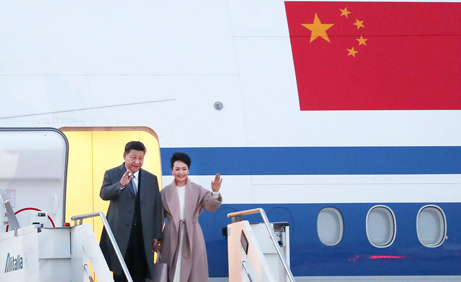 习近平抵达罗马开始对意大利共和国进行国事访问