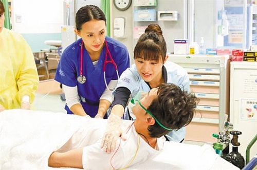 石原聪美在新剧《灰姑娘药剂师》中演过哪些戏