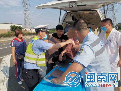 泉州：89岁阿婆高速上受伤 警方开辟绿色通道救援