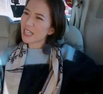  张智霖现身美容院被偶遇 曾因皮肤好被袁咏仪吃醋