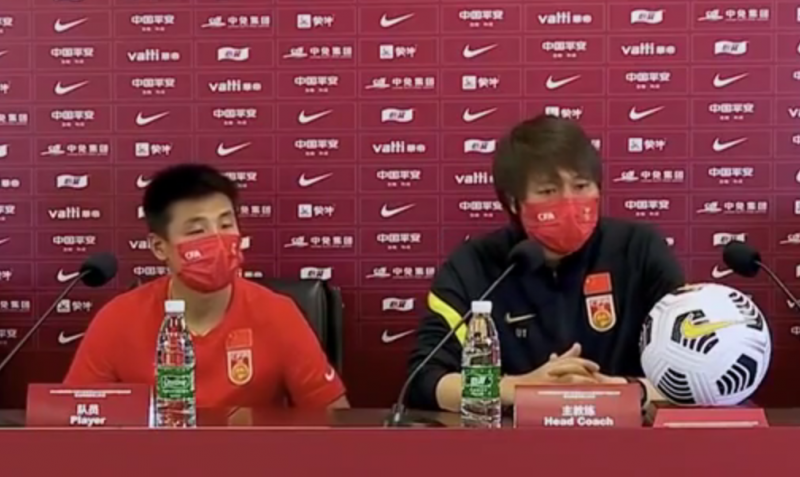 李铁战术打法再遭质疑 3场3套阵3套人 2-0越南都差点赢不了