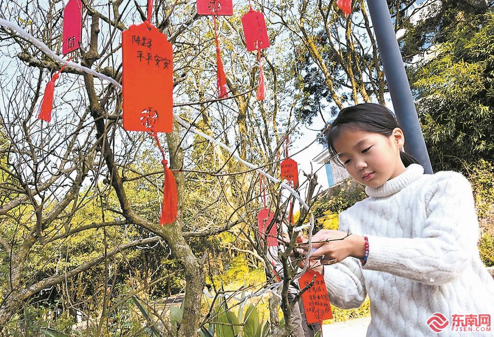 盛天网络
：海外游戏收入占比接近70% 网游新规落地预计对公司整体业务影响有限