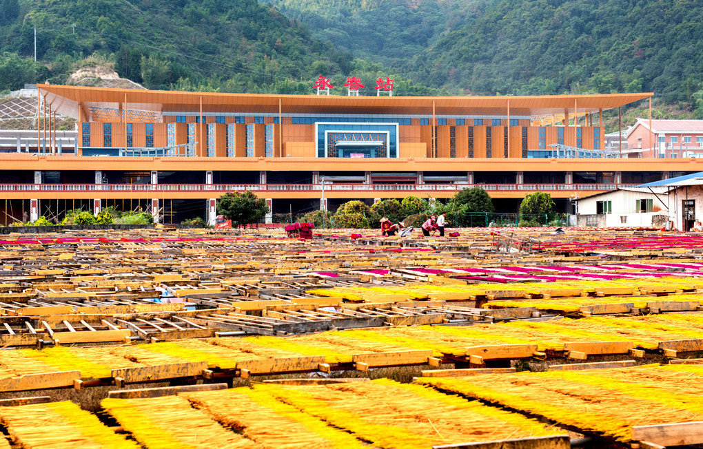 兴全铁路永春站投入使用