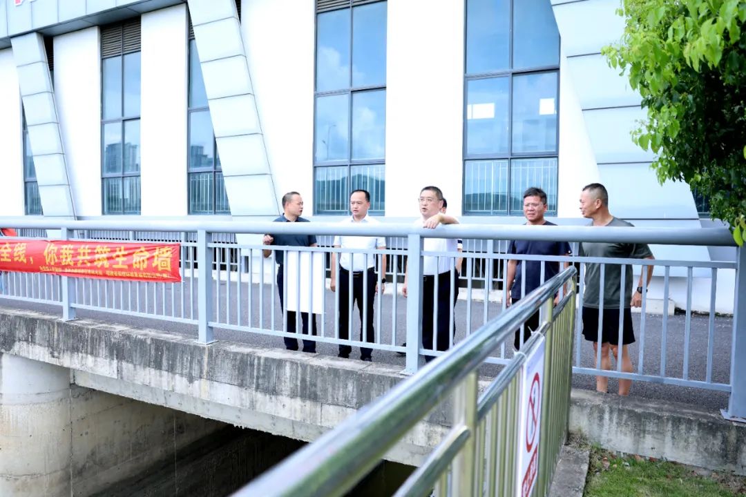漳州台商区领导一线督导防汛防台风工作