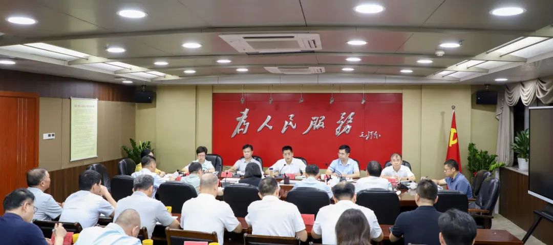 丰泽区委召开中学校长座谈会