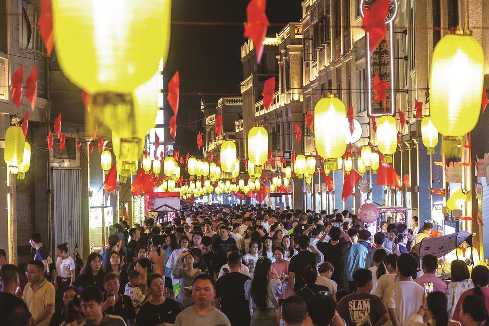 商戶的紛紛入駐讓八卦街成為許多民眾的重要“打卡地”