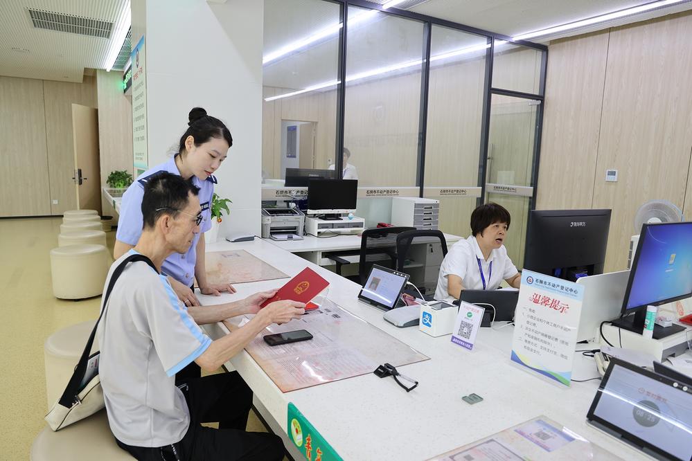 十年前你托举生命，十年后社会托举你  一位渔民见义勇为的“十年回响”  