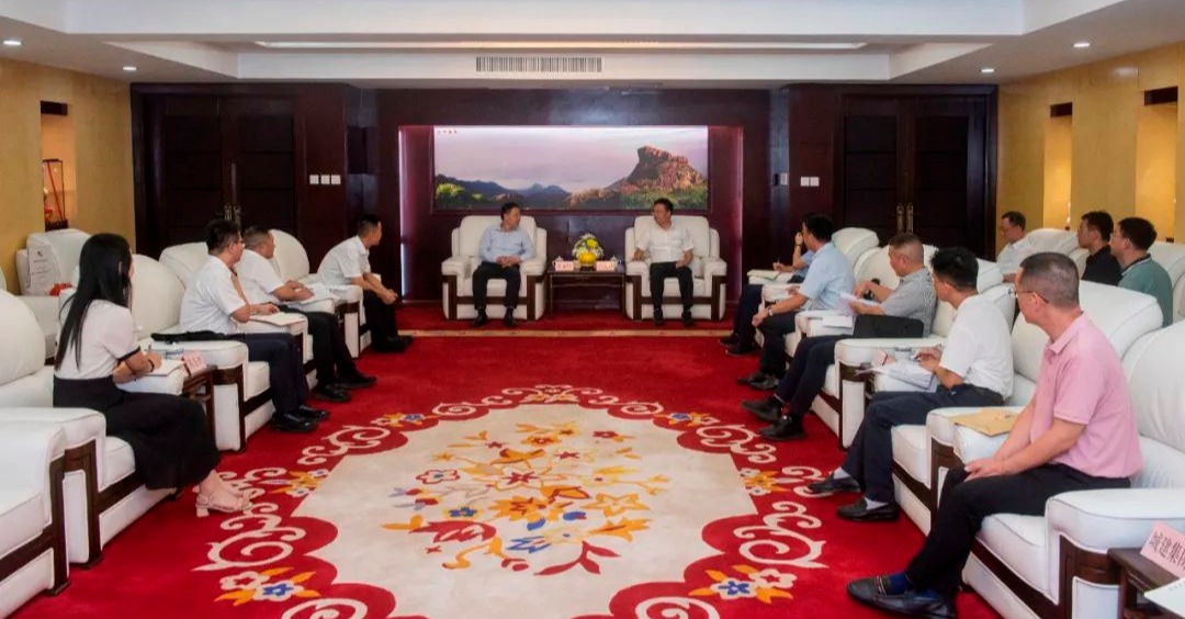 德化县县长吴志朴会见中信银行福州分行党委书记、行长姜雨林一行