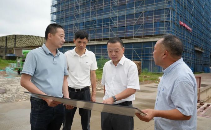 南靖县领导深入企业现场办公解难题