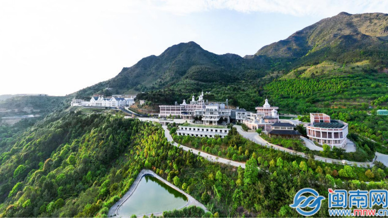 平和大溪：大芹威士忌问鼎亚洲之巅 匠心18年酿就世界级佳酿