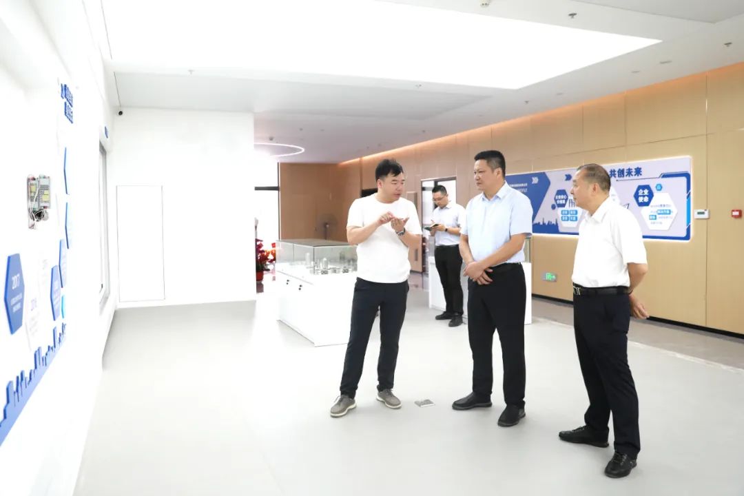 漳州台商区管委会主任带队调研辖区企业