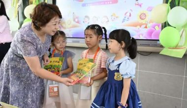 開(kāi)學(xué)啦！新同學(xué)到來(lái)，超有儀式感