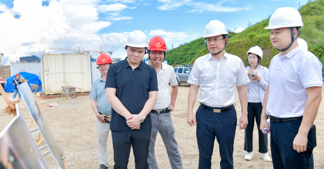 德化县县长吴志朴调研重点项目建设工作