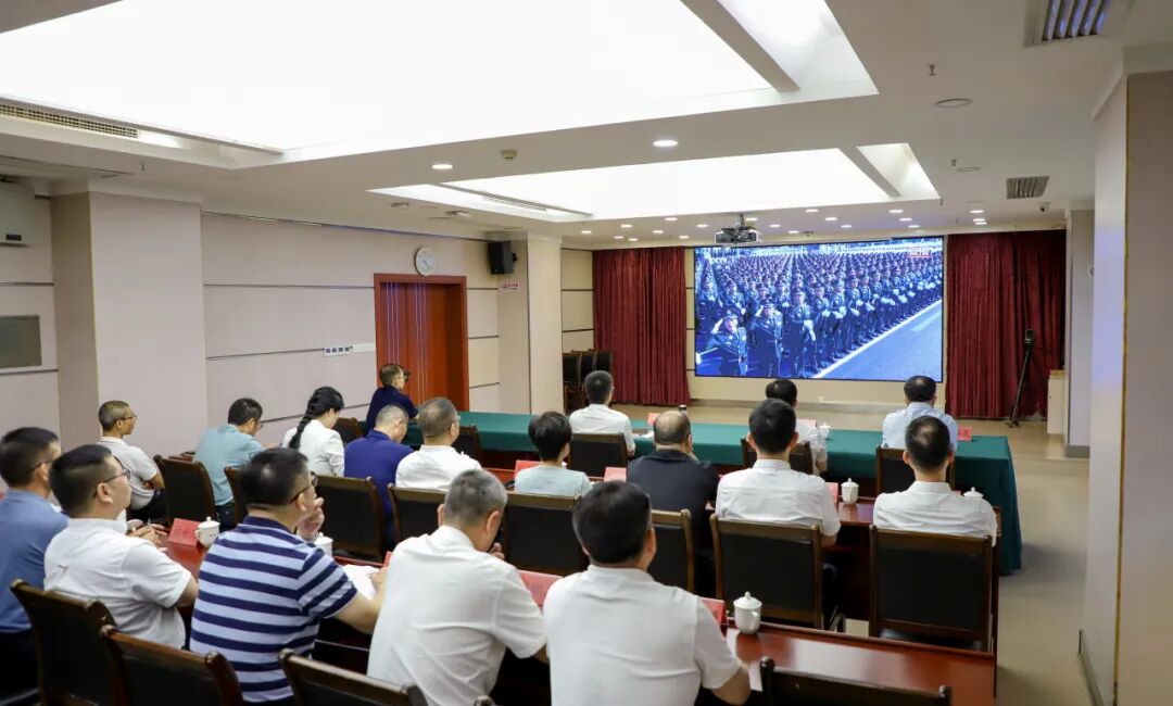丰泽区各界收听收看纪念中国人民抗日战争暨世界反法西斯战争胜利80周年大会