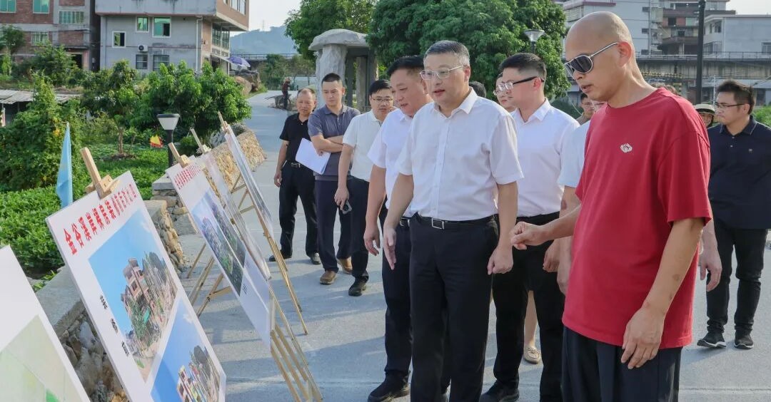 吴毓舟带队到金谷镇调研
