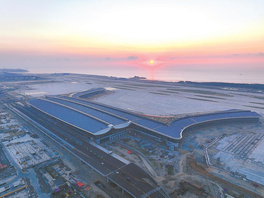 福州长乐国际机场二期扩建项目冲刺  T2航站楼现雏形