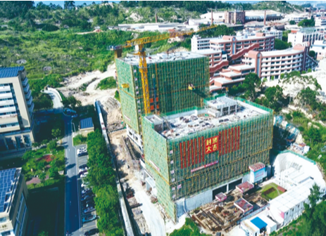 明年秋季投用 磁灶中学扩建工程二期建筑主体全部封顶       