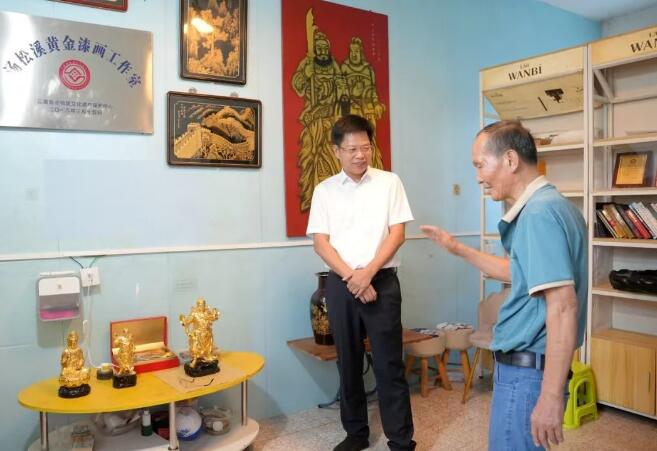 云霄县委书记调研非遗保护传承工作