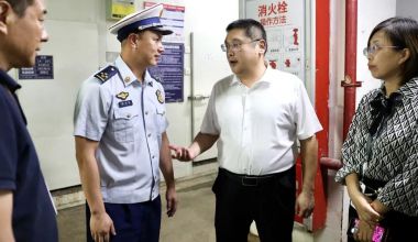 漳州臺商區黨工委書記帶隊開展節前安全生產、愛國衛生運動檢查