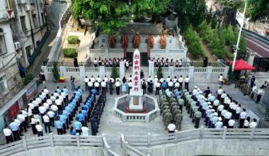 云霄县举行2025年“烈士纪念日”向烈士敬献花篮活动