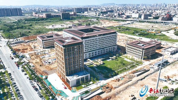 700多人坚守一线 冲刺年底全面完工 上海六院福建医院和敏院区项目建设高效推进