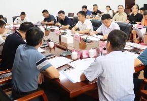 洛江區(qū)政府區(qū)長(zhǎng)郭寧與泉州城建集團(tuán)一行洽談城市更新項(xiàng)目合作事宜