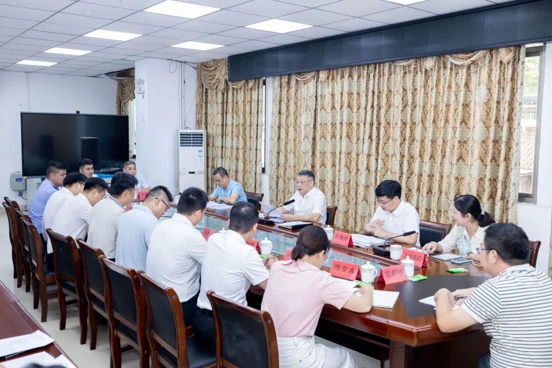 吴毓舟带队到福田乡调研