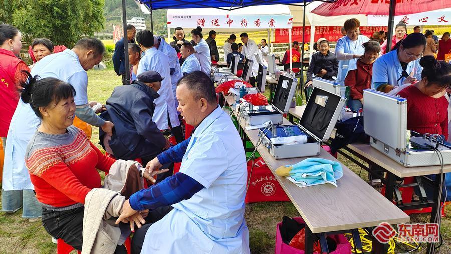 32064165_d31f7b27-71e9-484a-a469-2a515db89f45