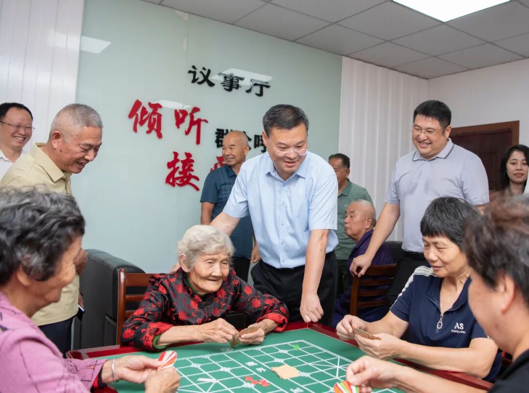 魏东到龙文区宣讲党的二十届四中全会精神