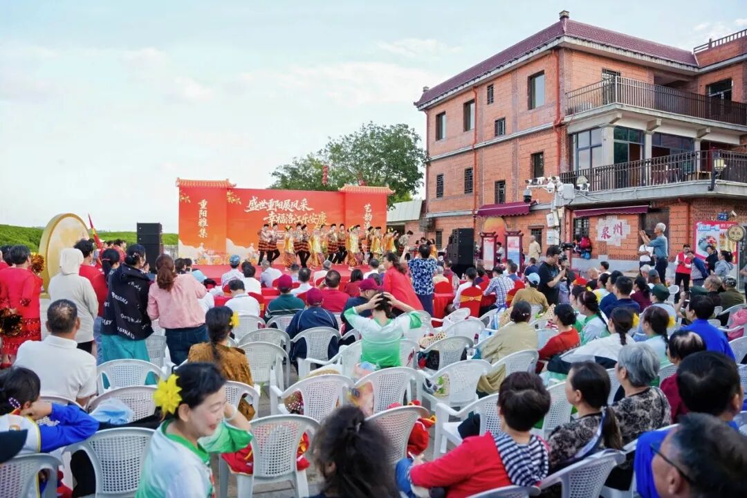 “盛世重阳展风采，幸福洛江乐安康”文艺汇演暨重阳慰问活动举办