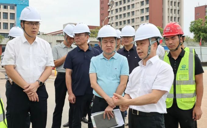 漳州高新区领导一线宣讲党的二十届四中全会精神并调研重点在建项目