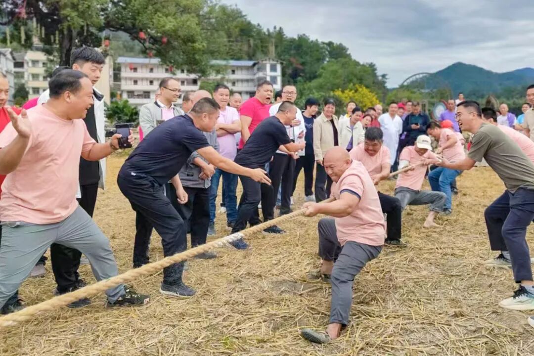 绳聚民心 田绽活力 —— 南埕镇“村拔”赛事绘就文体旅融合新图景