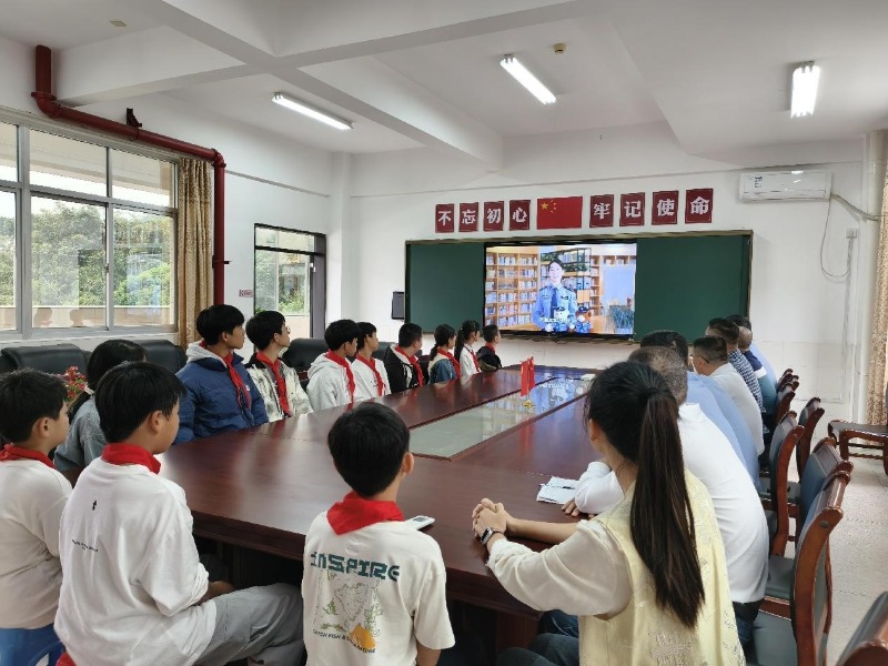 ​永春首支！吾峰镇“红领巾”反诈小分队亮相 全民反诈添新力