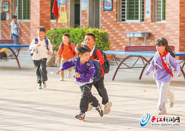 无作业 有成长 毓英中心小学连续11年设“周四无作业日”