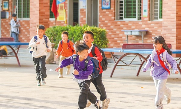 无作业 有成长 毓英中心小学连续11年设“周四无作业日”