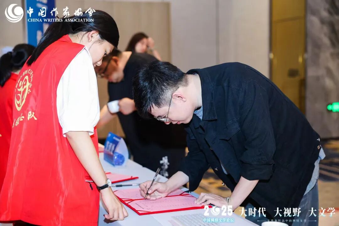 盛会开幕在即！他们抵达鲤城，正式报到！