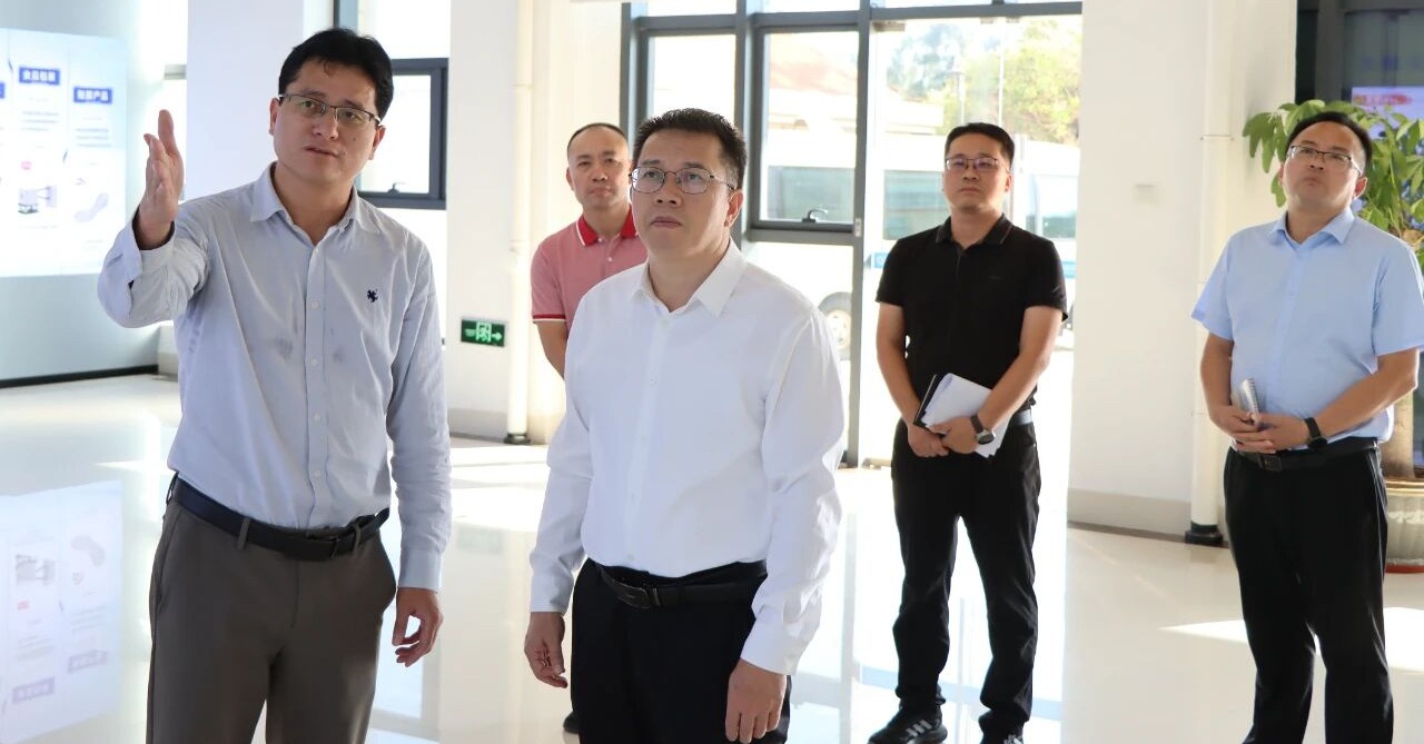 泉州台商投资区管委会主要领导到产业一线宣讲党的二十届四中全会精神并调研
