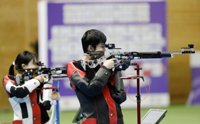 射击世锦赛10米气步枪混团中国队包揽金银