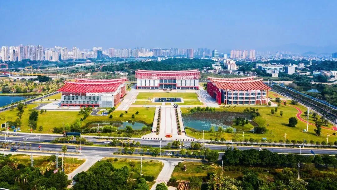 诗与远方｜解锁21公里颜值天花板赛道！