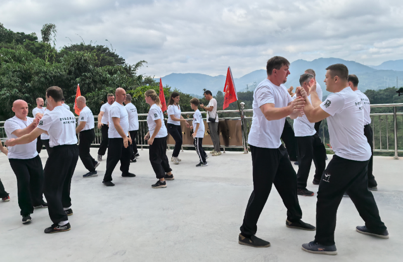 永春：洋弟子齐聚大羽村 纪念白鹤拳宗师郑文存诞辰120周年