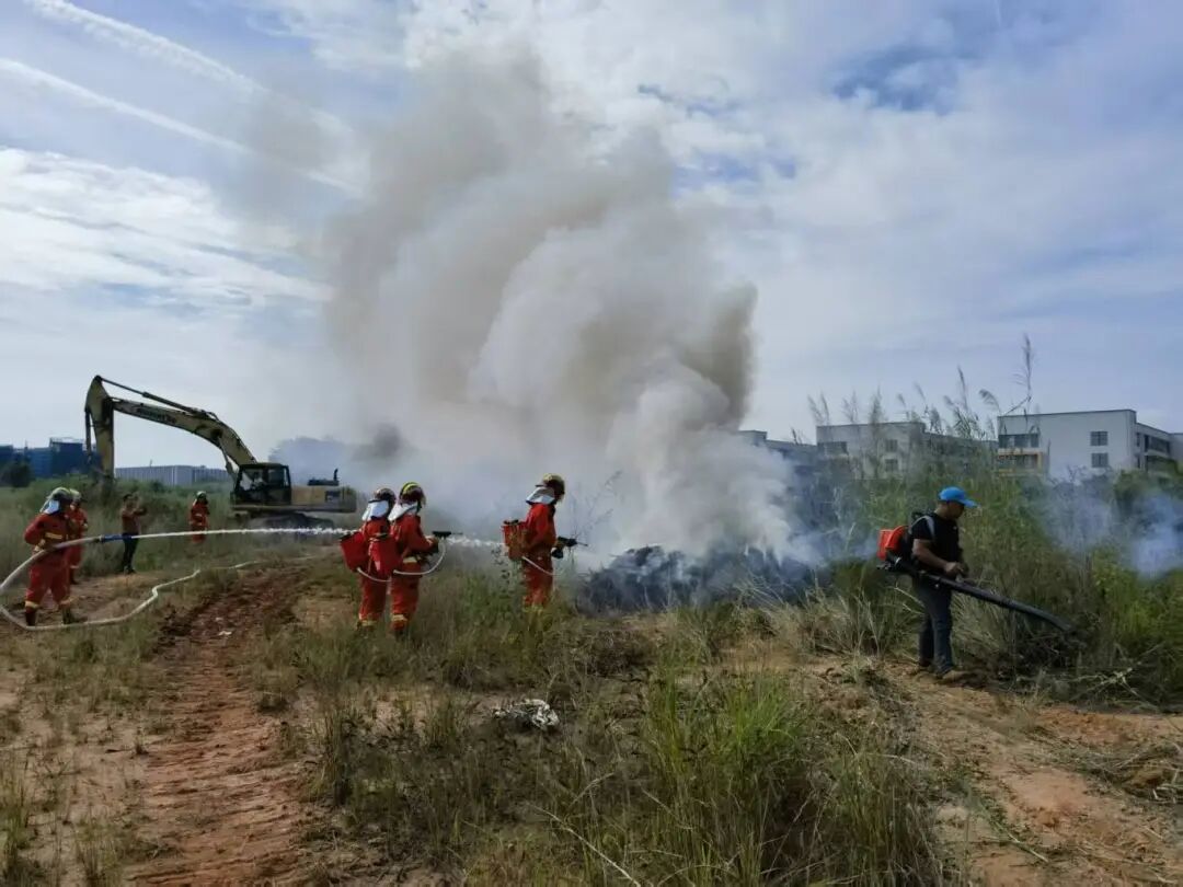 三场演练 一道防线 | 漳州高新区开展森林防灭火综合演练
