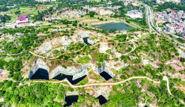 廢棄礦山披綠裝 多元修復換新顏 英林鎮大覺山片區廢棄礦山生態修復項目通過驗收