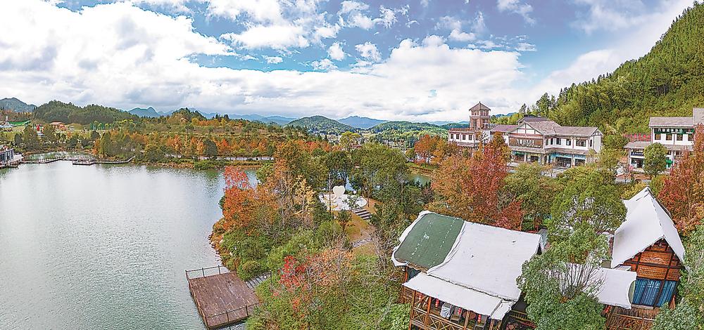 德化县九仙山景区进入枫叶最佳观赏期