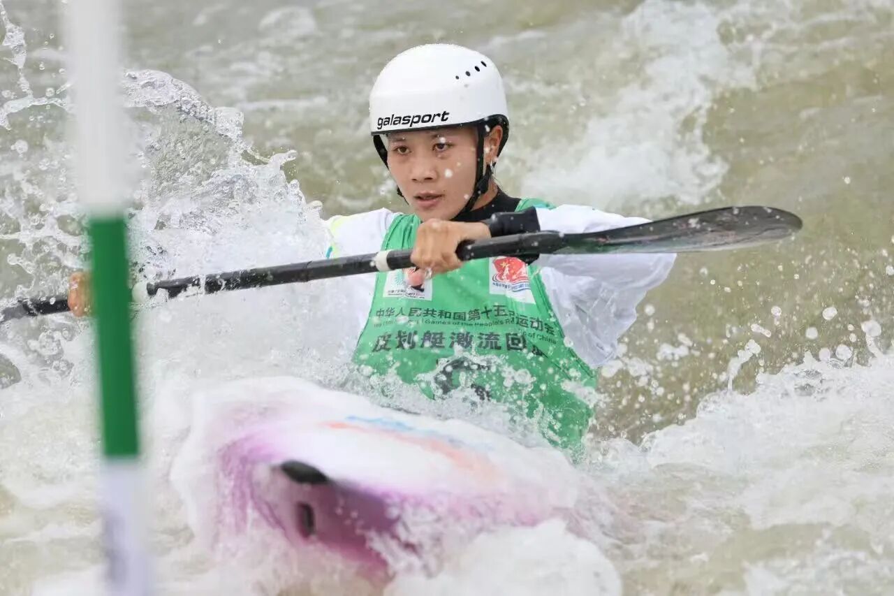 泉州市人民政府发出贺电！